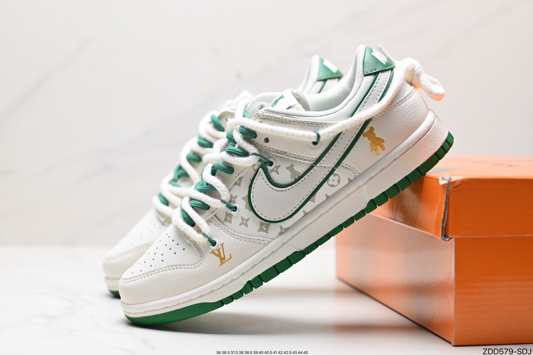 Nike Dunk Shoes